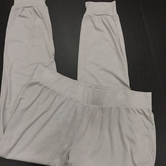 Victoria’s Secret Ribbed cami tank & pants pajama set Champagne Large - Picture 8 of 8